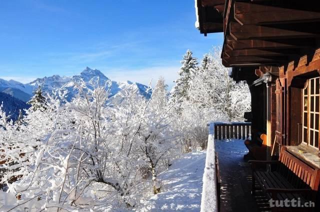 GRYON IMMO VOUS PROPOSE UN AUTHENTIQUE CHALET