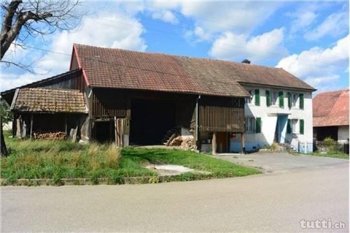 Ancienne ferme sur grand terrain à rénover