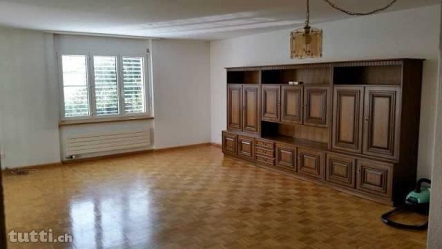 Schöne, geräumige 3,5 Zimmer-Wohnung an verke