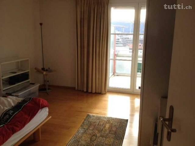 Möblierte 2.5-Zimmerwohnung / 2.5 room apartm