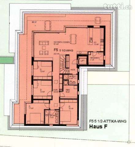 Helle Grosse Attika Wohnung im Zentrum von Mu