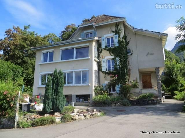 Maison de 320 m2 avec vue, calme et situation