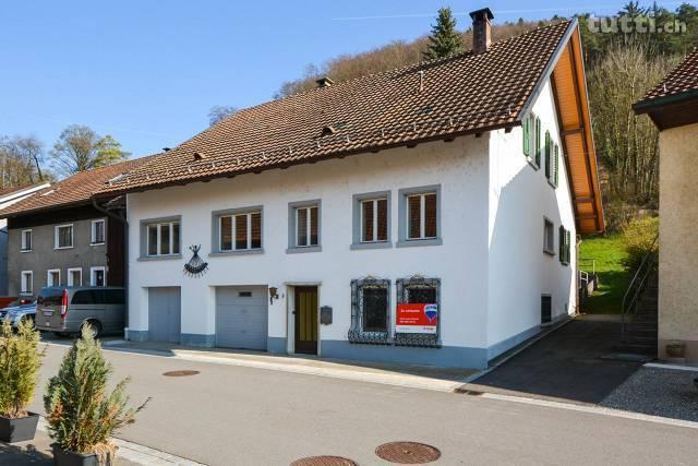 5½-Zimmer-Wohnhaus mit Cachet in Schwaderloch