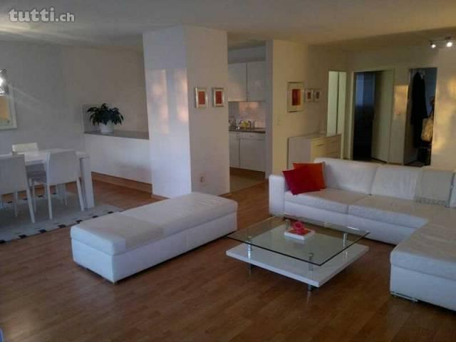 Attraktive Wohnung mit Sitzplatz