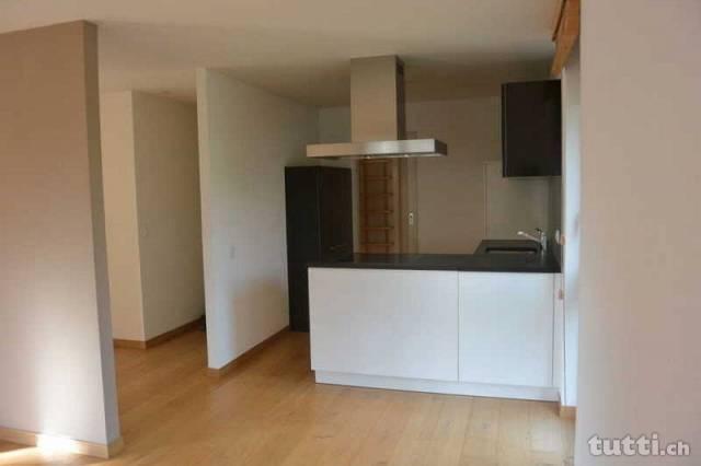 Dans quartier tranquille, appartement de 3,5