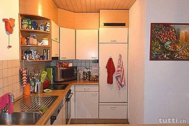 4.5 Zimmer Wohnung mit eingeglastem Balkon