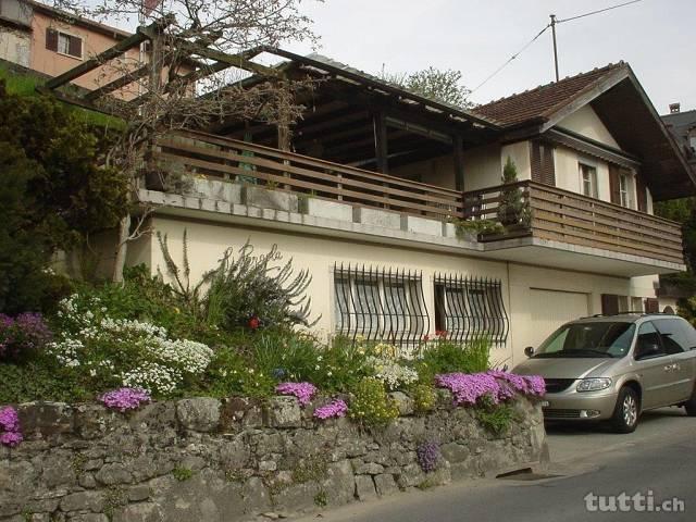 zentral gelegenes renovationsbedürftiges Haus