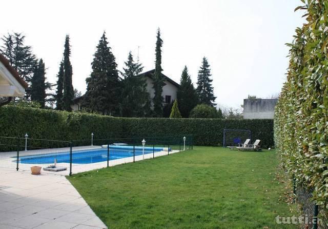 Maison semi-individuelle avec piscine IDEALE