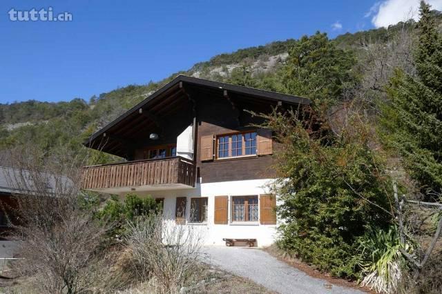 Chalet in Varen (mit Ausländerbewilligung)