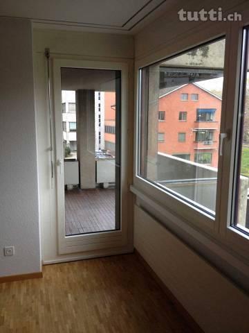 Helle 3 1/2 Zimmerwohnung in  Nähe Stadt