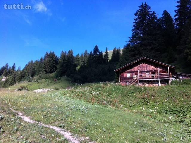 Alphütte ohne Strom aber mit Charme