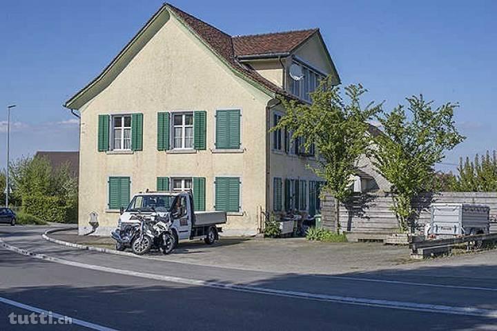 Altes Schulhaus ? umgebaut zum Mehrfamilienha