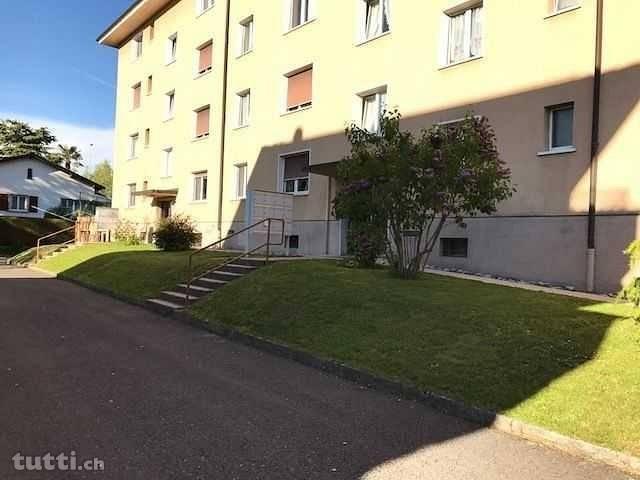 A vendre, un studio de 24 m2 et un 4.5 pièces