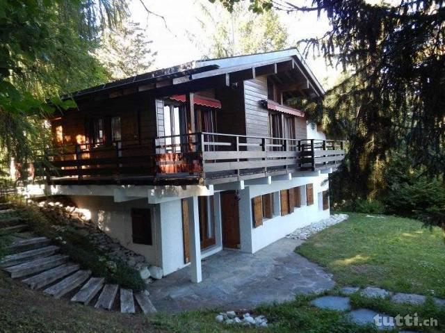 Superbe chalet au coeur de la forêt