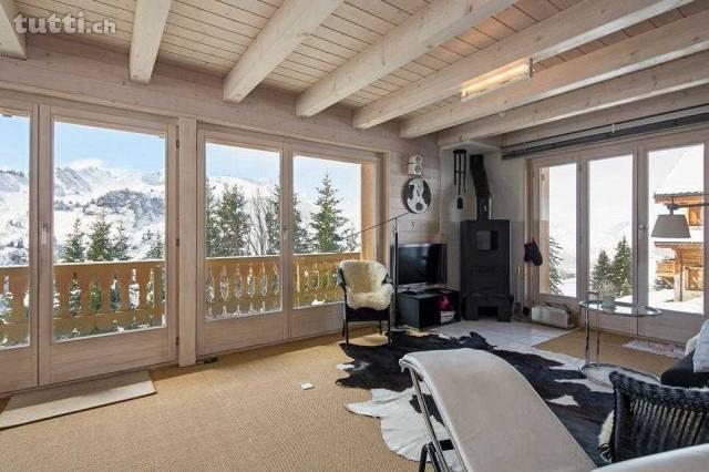 Lumineux chalet à vendre sur les pistes de sk