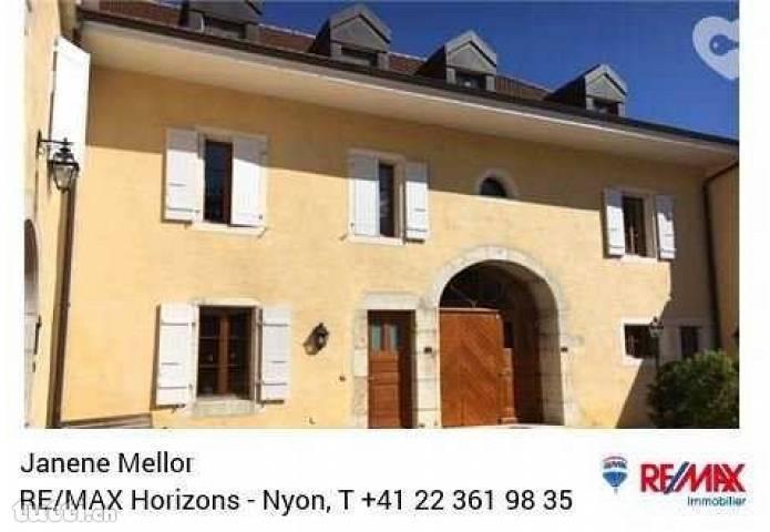 Cachet et charme pour cet appartement dans be