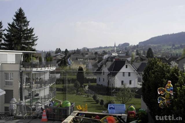 TRAUMWOHNUNG MIT BLICK INS GRÜNE