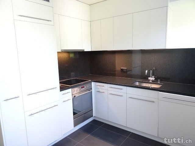 Appartement rénové de 3 pièces au 2ème étage