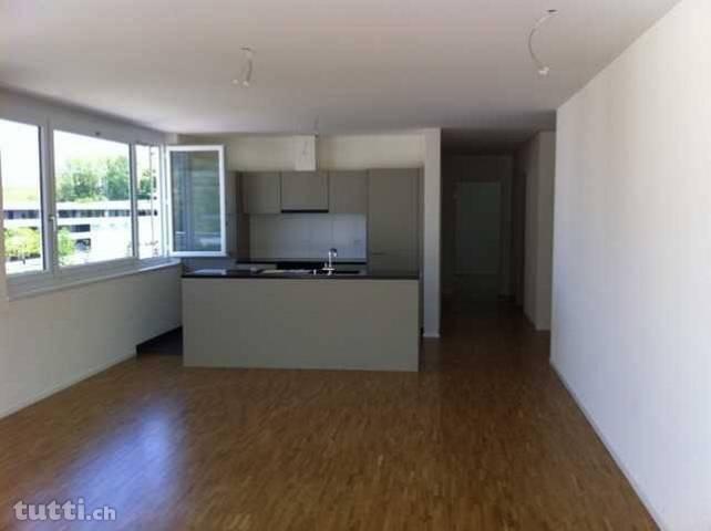 Moderne, helle 4.5 Zimmerwohnung