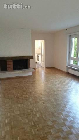 Familienfreundliche - 5 ZWG 110m2, Nähe von F