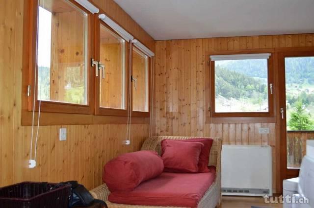 2 Zimmer Wohnung mit schöner Bergsicht in Fie