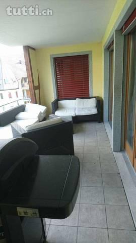 Schöne 3.5 Zimmer Wohnung mit Turmzimmer