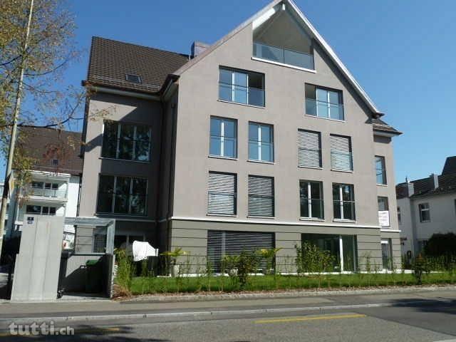 Moderne Neubauwohnung mit Loggia im Eigentums