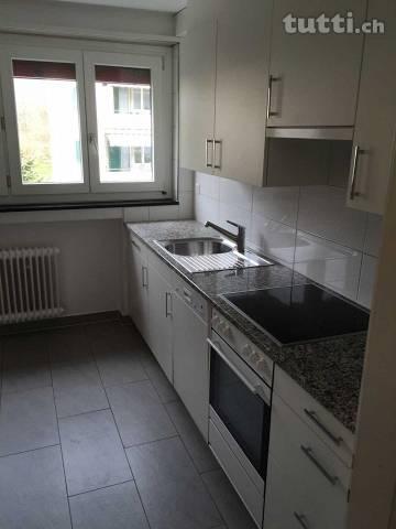 Nette 3 Zimmerwohnung mit Balkon