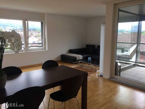 helle moderne 3.5 Zimmerwohnung