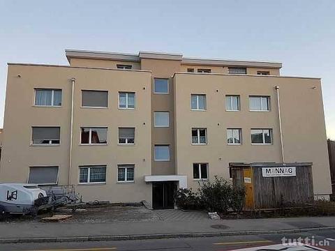 Komplett sanierte 4.5-Zimmerwohnung mit gemüt