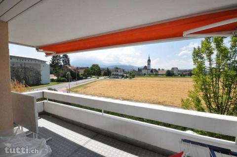 Grosszügige Wohnung mit sonnigem Balkon