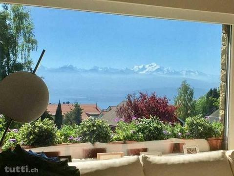 VUE MONT BLANC et LAC pour cette spacieuse VI