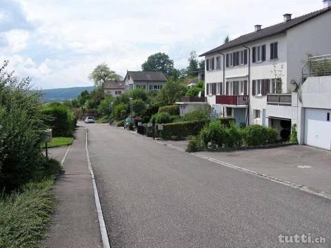 Reiheneinfamilienhaus an schöner Lage mit Aus