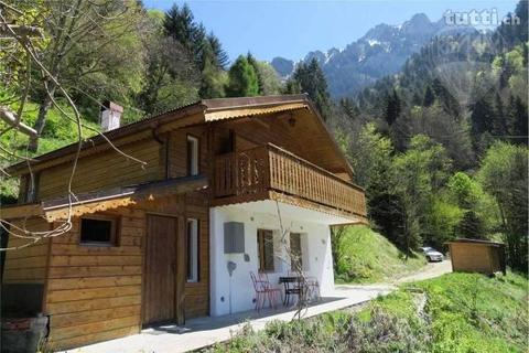 Charmant petit chalet dans un coin isolé, bon