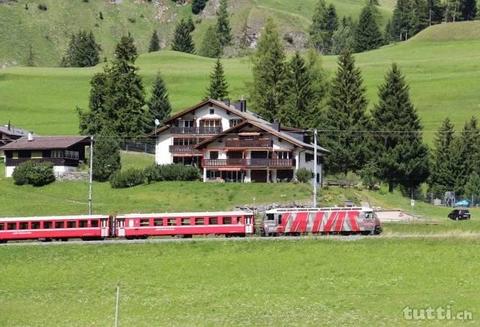 2 1/2 Zimmerwohnung mit herrlicher Panoramasi