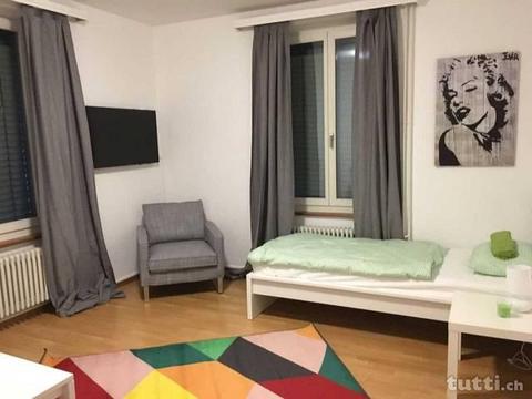 NEU ERSTELLTE UND SCHÖN EINGERICHTETE STUDIOS