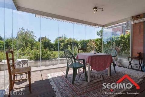 A saisir Rez-de-jardin (110m2) avec piscin