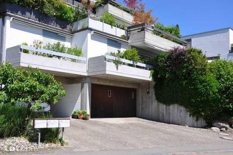 Sonnenverwöhntes Terrassenhaus