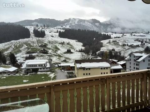 Freier Blick in die Berge