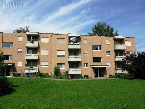 schöne 5.5 Zimmerwohnung in Ober