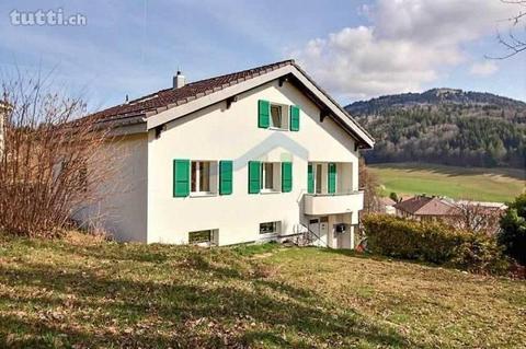 Maison individuelle avec garage Vue sur la Pl