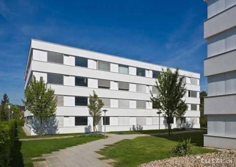 Moderne Wohnung nähe Gemeindezentrum in Reina