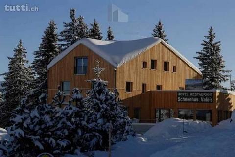 Schneehus: Restaurant mit 4 Gästezimmer in Wa