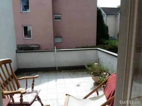 Ruhige Wohnung mit Terrasse in Zentrumsnähe