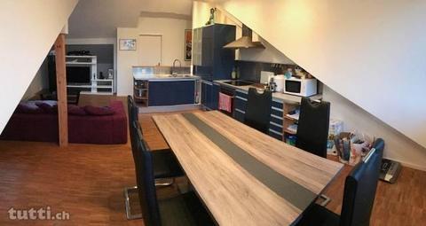 Gemütliche, helle 2.5 Zimmer Dachwohnung