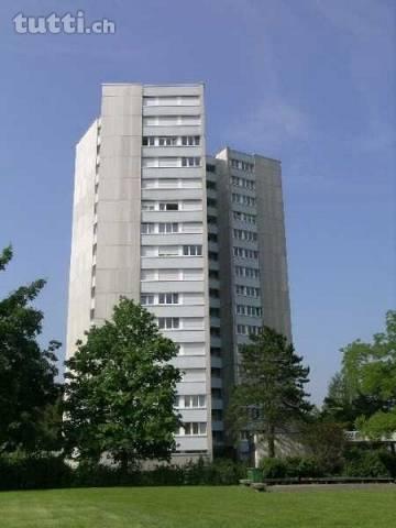 Nähe Schwimmbad - Quartierladen im Haus