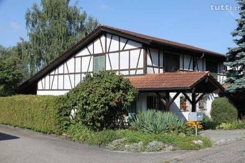 4 1/2-Zimmer-Doppeleinfamilienhaus mit einlad