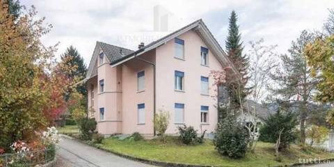 Mehrfamilienhaus mit drei Wohnungen in Melchn