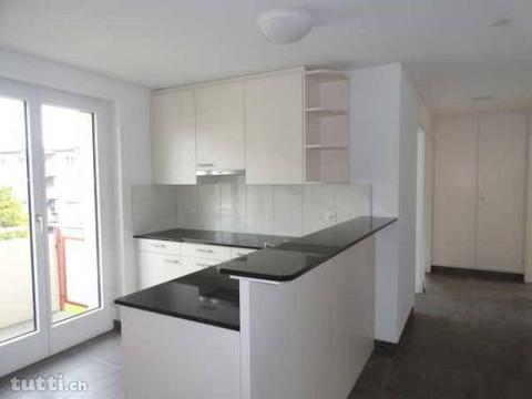 Ruhige, sonnige 4-Zimmerwohnung