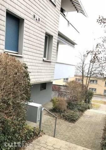 2.5-Zimmerwohnung in Oberengstringen zu vermi